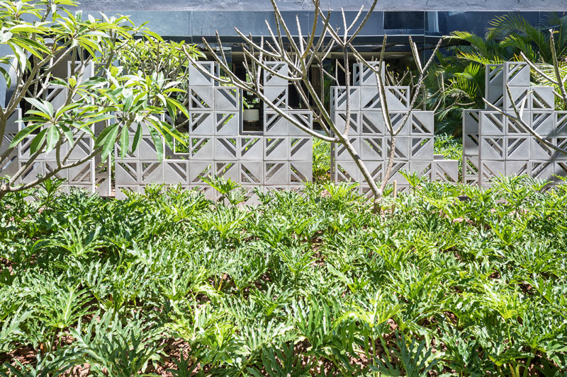 Cobogós Decortiles no Jardim Chef por Marina Pimentel CasaCor Brasília 2017