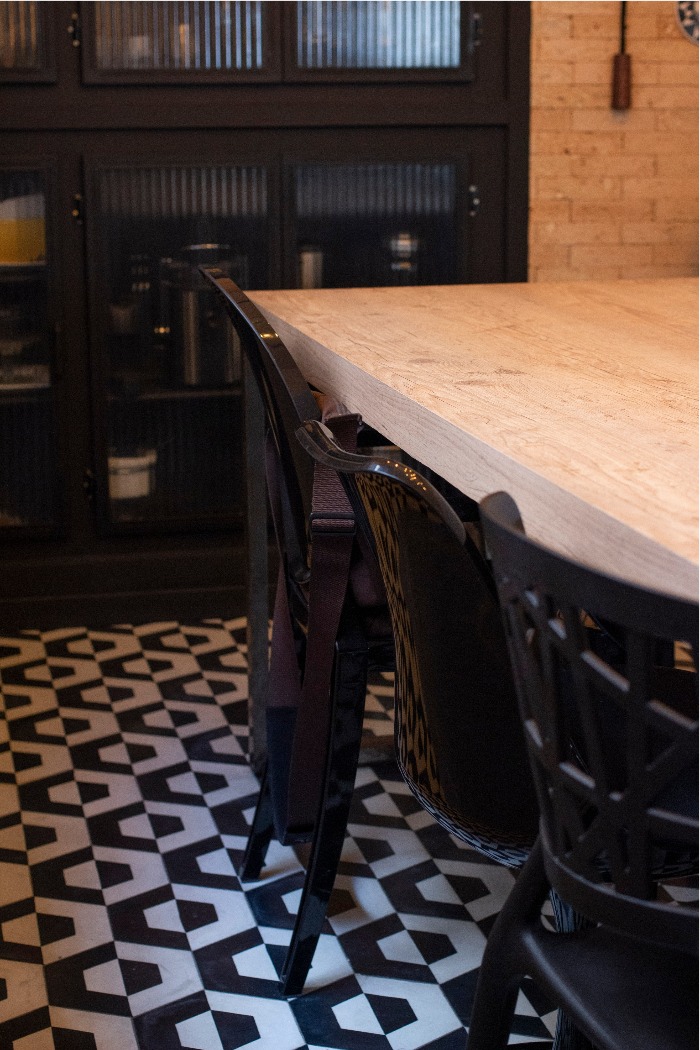 4 ladrilhos preto e branco decortiles