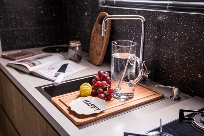 6 bancada-em-porcelanato-absolut-branco-decortiles-projeto-studio-carol-bezerra-foto-fabricio-medeiros