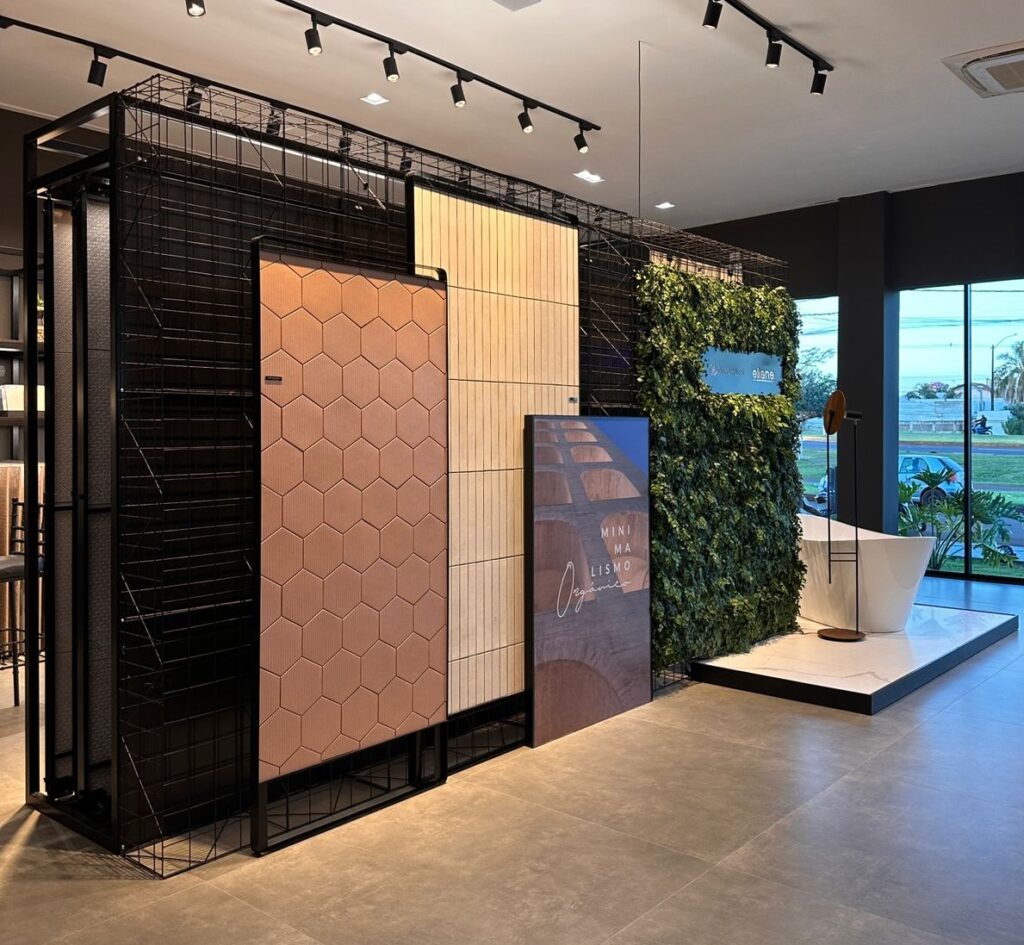 Decortiles - Loja Black: Primeira Linha inaugura no MS